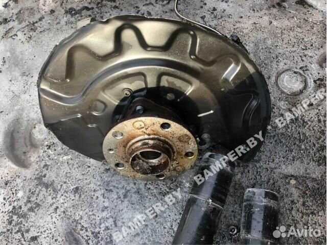 Ступица передняя правая на Volkswagen Tiguan 2016