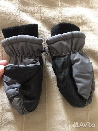 Варежки /краги детские oshkosh
