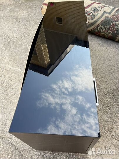 Подставка для телевизора