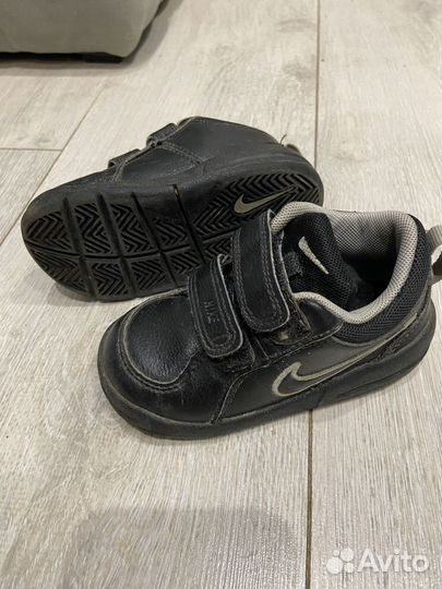 Кроссовки nike детские 22