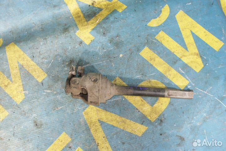 Рулевой карданчик Nissan Almera N16