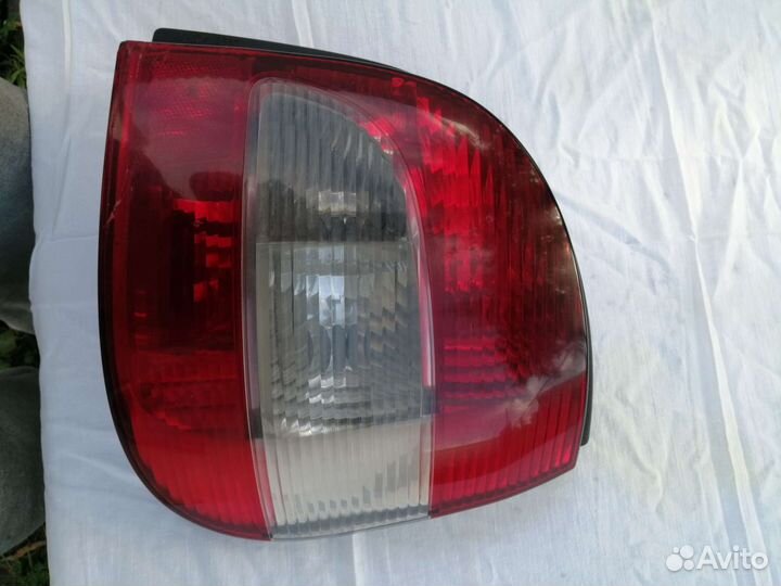 Для рено сценик 1 фонарь задний правый