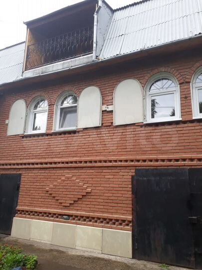 Дом 230 м² на участке 12 сот.