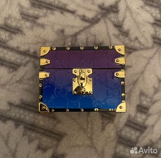 Продаю чехол на AirPods pro