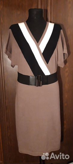 Трикотажное платье с красивым принтом