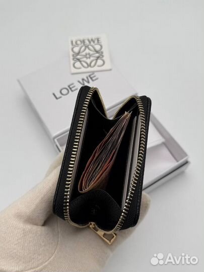 Кошелек Loewe – изысканный аксессуар для самых требовательных