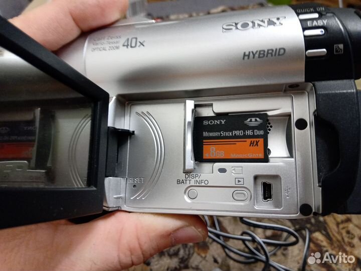 Видеокамера Sоny DCR-DVD610E