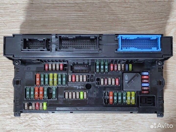 Блок предохранителей салонный передний Bmw 5 F10