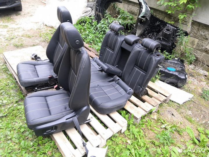 Комплект сидений (салон) Land Rover