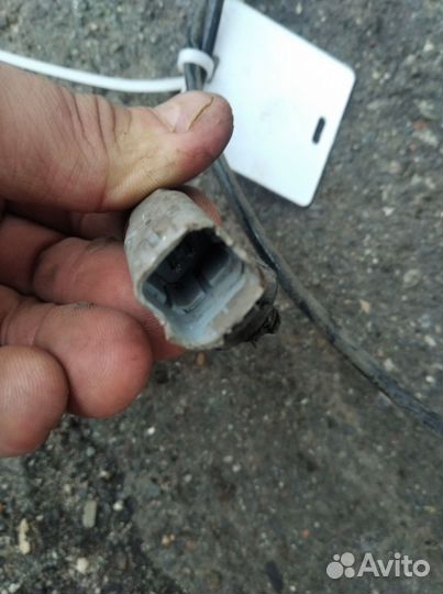 Задний левый датчик абс пежо 307