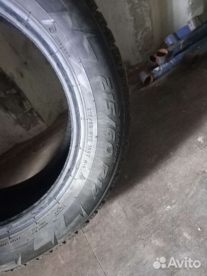 Pirelli Ice Zero 215/60 R17