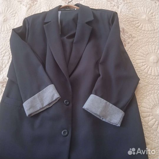 Брючный костюм женский