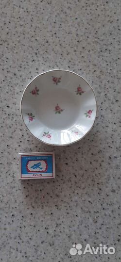 Посуда. Блюдца