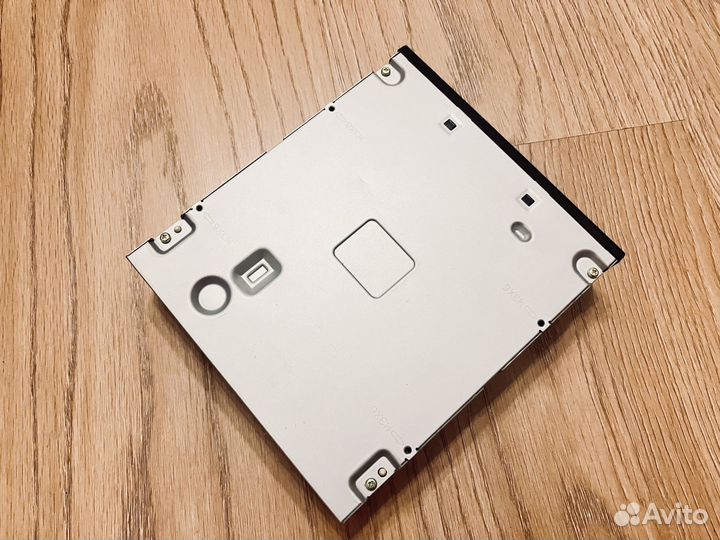 CD DVD RW привод Toshiba Samsung SH-S223 SATA