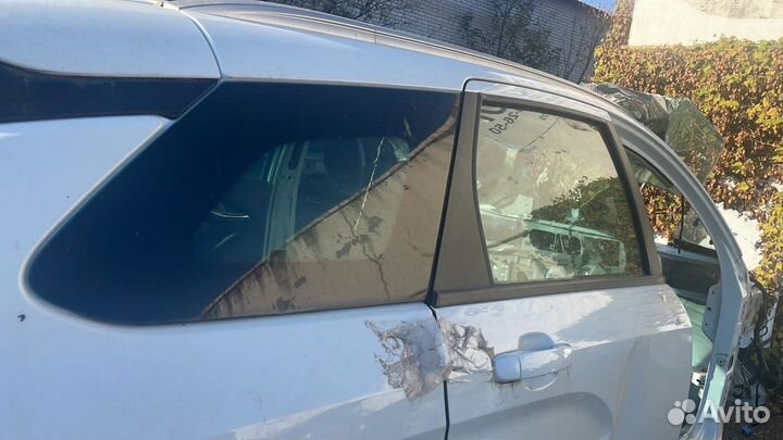 Задние стекло ваз vesta cross