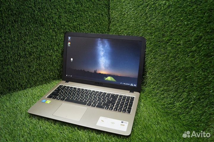 Идеальный и свежий asus 4 ядра + Geforce