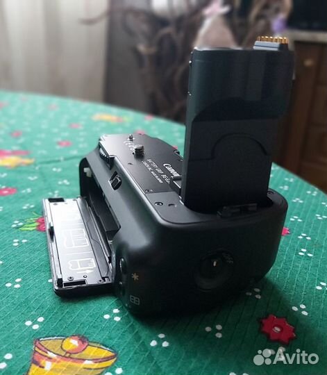 Батарейный блок Canon battery grip bg-e2n(нов)