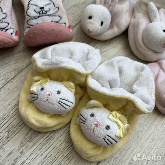 Носочки и пинетки для малышки