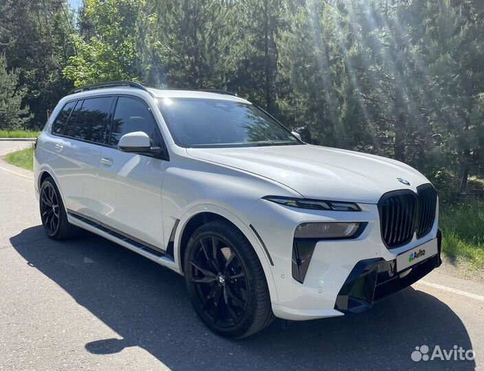 BMW X7 3.0 AT, 2022, 11 500 км