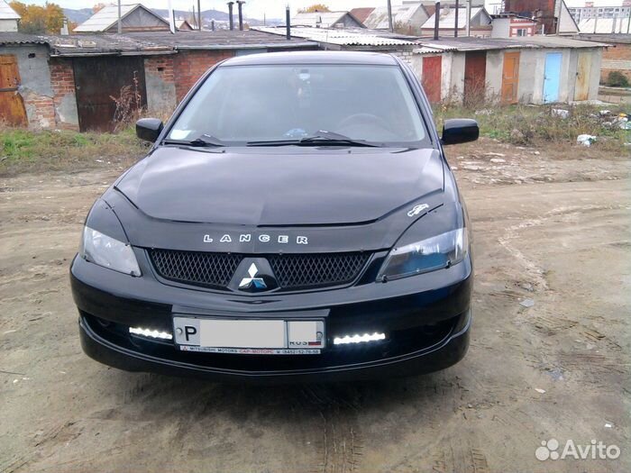 Дефлектор капота Mitsubishi Lancer (2003-2010)