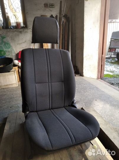 Переднее пассажирское сидение ваз 2104