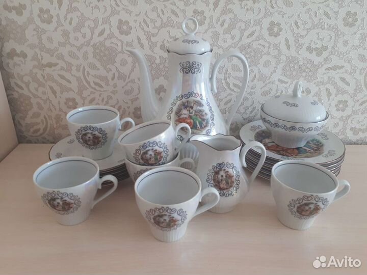 Сервиз мадонна гдр 21 предмет