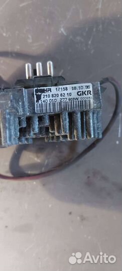 Резистор печки на Mercedes W210