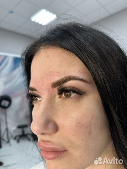 Мастер бровист