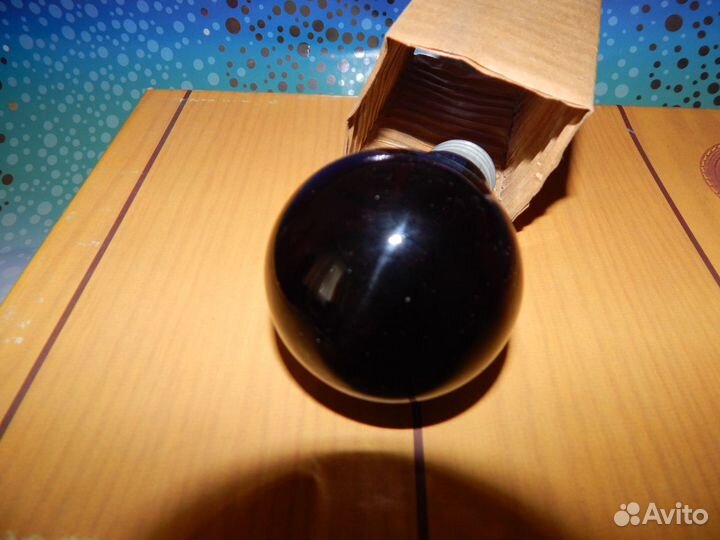 Новая Красная лампочка накаливания СССР