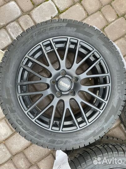 Pirelli ICE zero FR 225 50 R17 98H зимние липучки