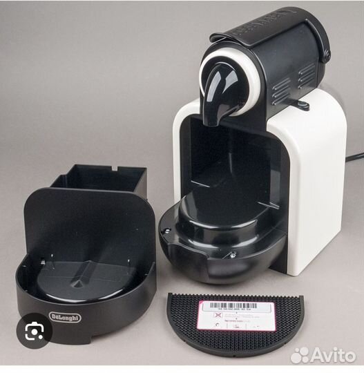 Капсульная кофемашина Nespresso Delonghi