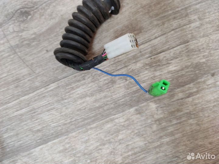 Проводка двери передняя правая Приора