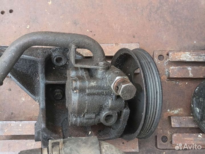 Гур kia Clarus 2.0