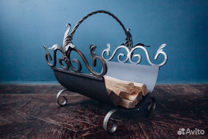 Кованая дровница Афродита
