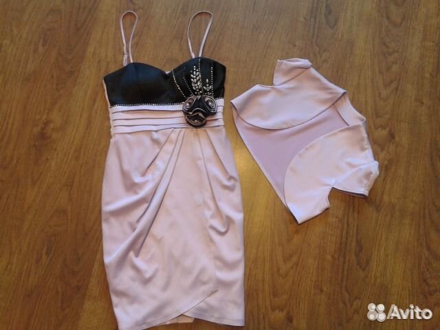 Вечерние платья