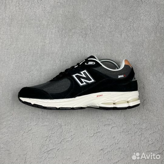 Кроссовки New Balance 2002R оригинал новые