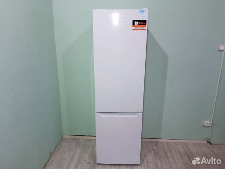 Холодильник Indesit DS320W 2020 года Гарантия