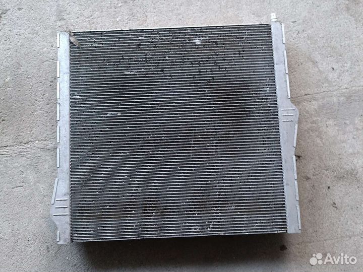 Радиатор охлаждения двигателя BMW X6 M E71 S63B44A