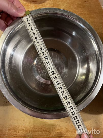 Подставка с мисками