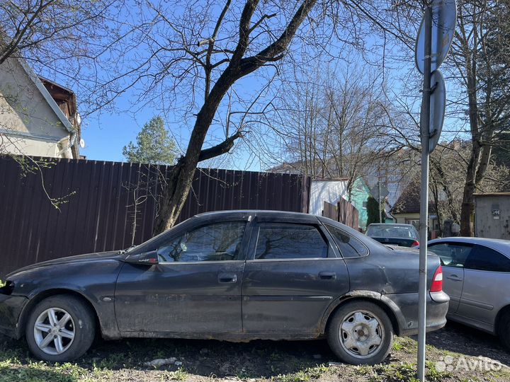 Opel vectra Б 1.8 запчасти