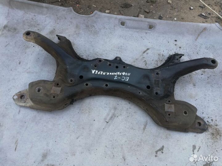 Подрамник передний Джили Эмгранд EC-7