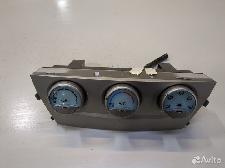 Переключатель отопителя Toyota Camry V40, 2007