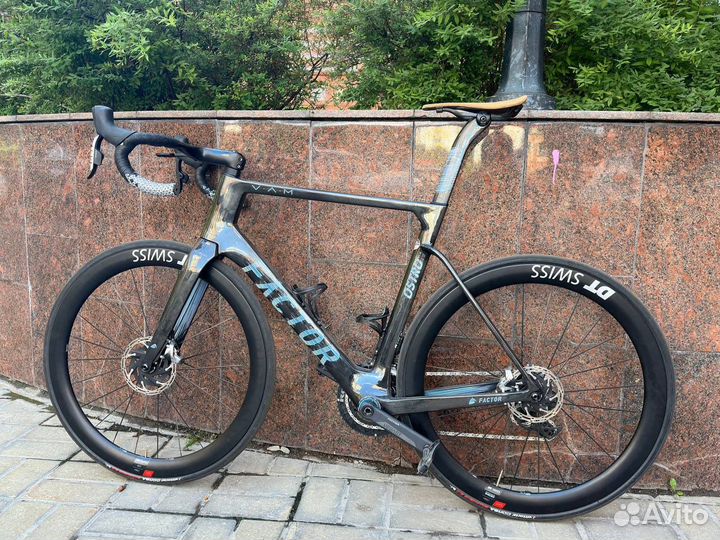 Гоночный шоссер Factor Ostro VAM 2022