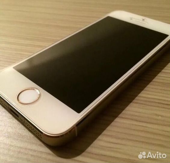 Продам iPhone 5 S