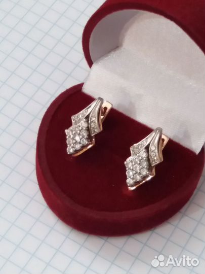 Золотые серьги