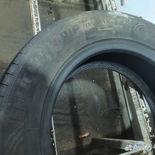 Goodyear EfficientGrip Performance 215/60 R16