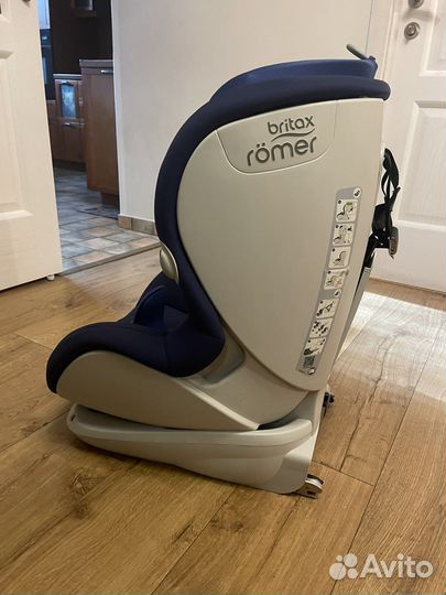 Автокресло группа 1 (9-18 кг) Britax Roemer King