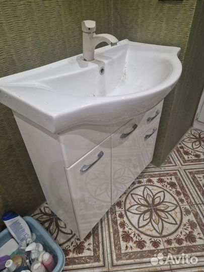 Тумба для ванной и раковина