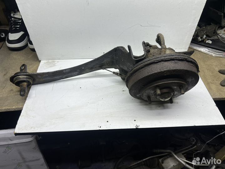 Ford focus 1 продольный рычаг левый задний
