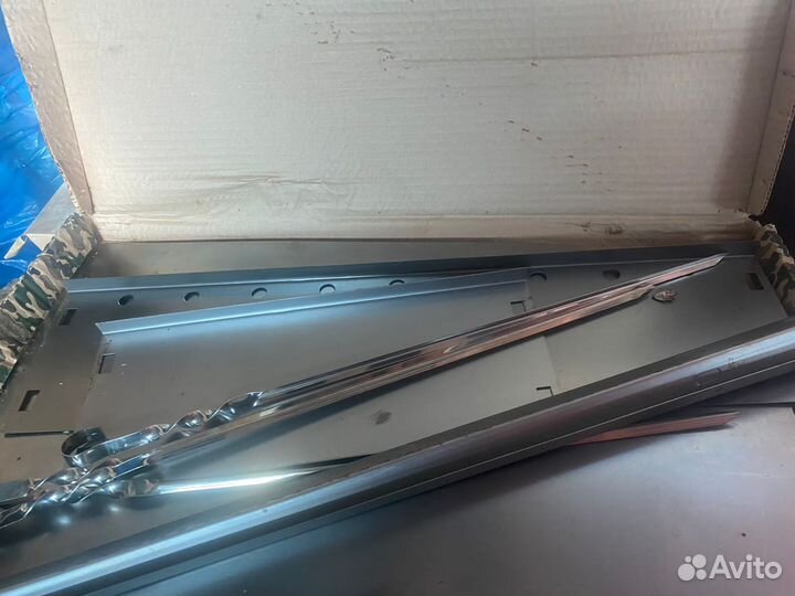 Мангал с шампурами новый